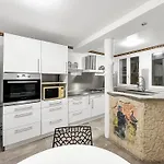 16 Rue De L'ancienne Ecole Villa Bourdeilles