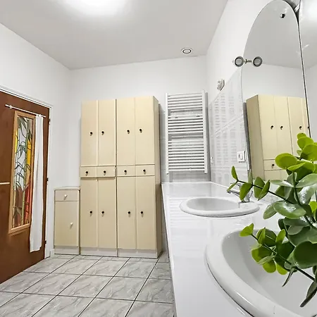 Maison Familiale Authentique, Calme Et Rustique