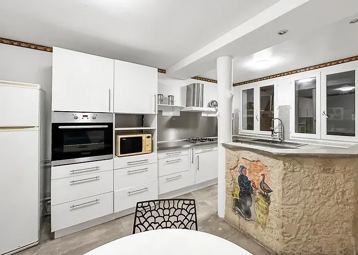 Maison Familiale Authentique, Calme Et Rustique ヴィラ ブルデイユ