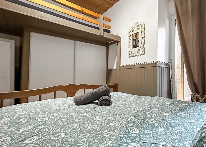 Maison Familiale Authentique, Calme Et Rustique