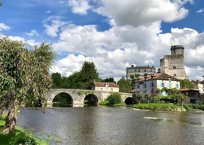 Maison Familiale Authentique, Calme Et Rustique * Bourdeilles